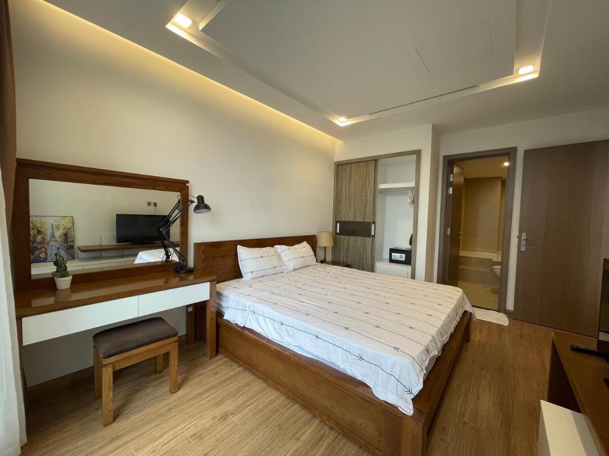 Lägenhet på 81 m² i Ba Dinh-distriktet, med 2 sovrum och 2 badrum  Hanoi Exteriör bild