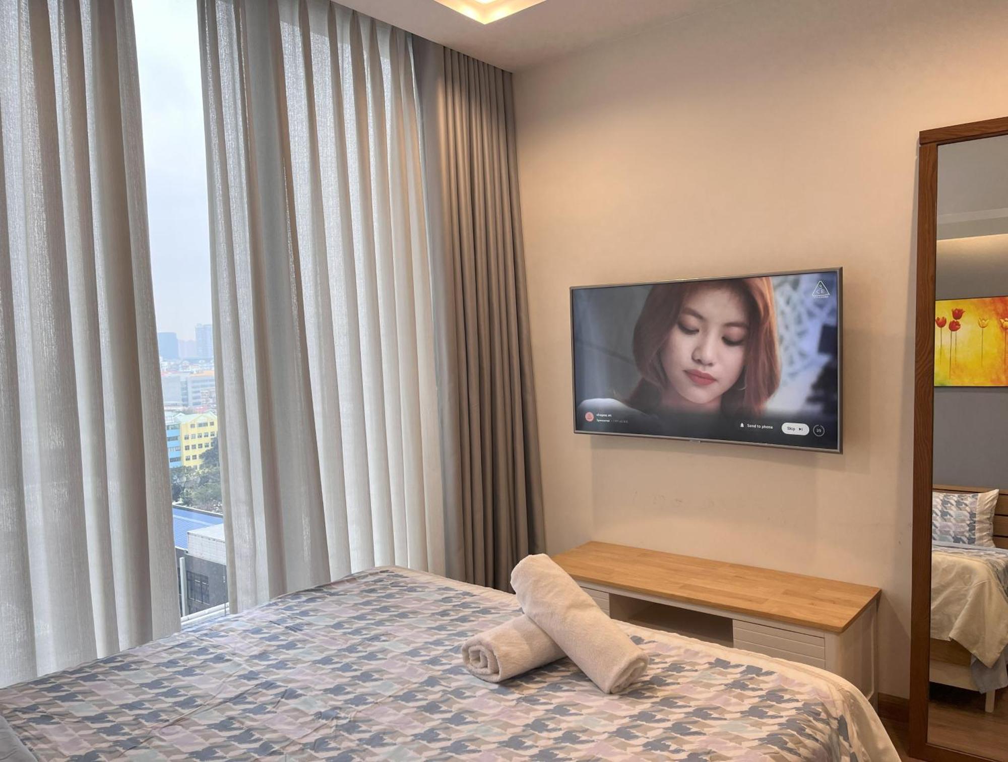 Lägenhet på 81 m² i Ba Dinh-distriktet, med 2 sovrum och 2 badrum  Hanoi Exteriör bild