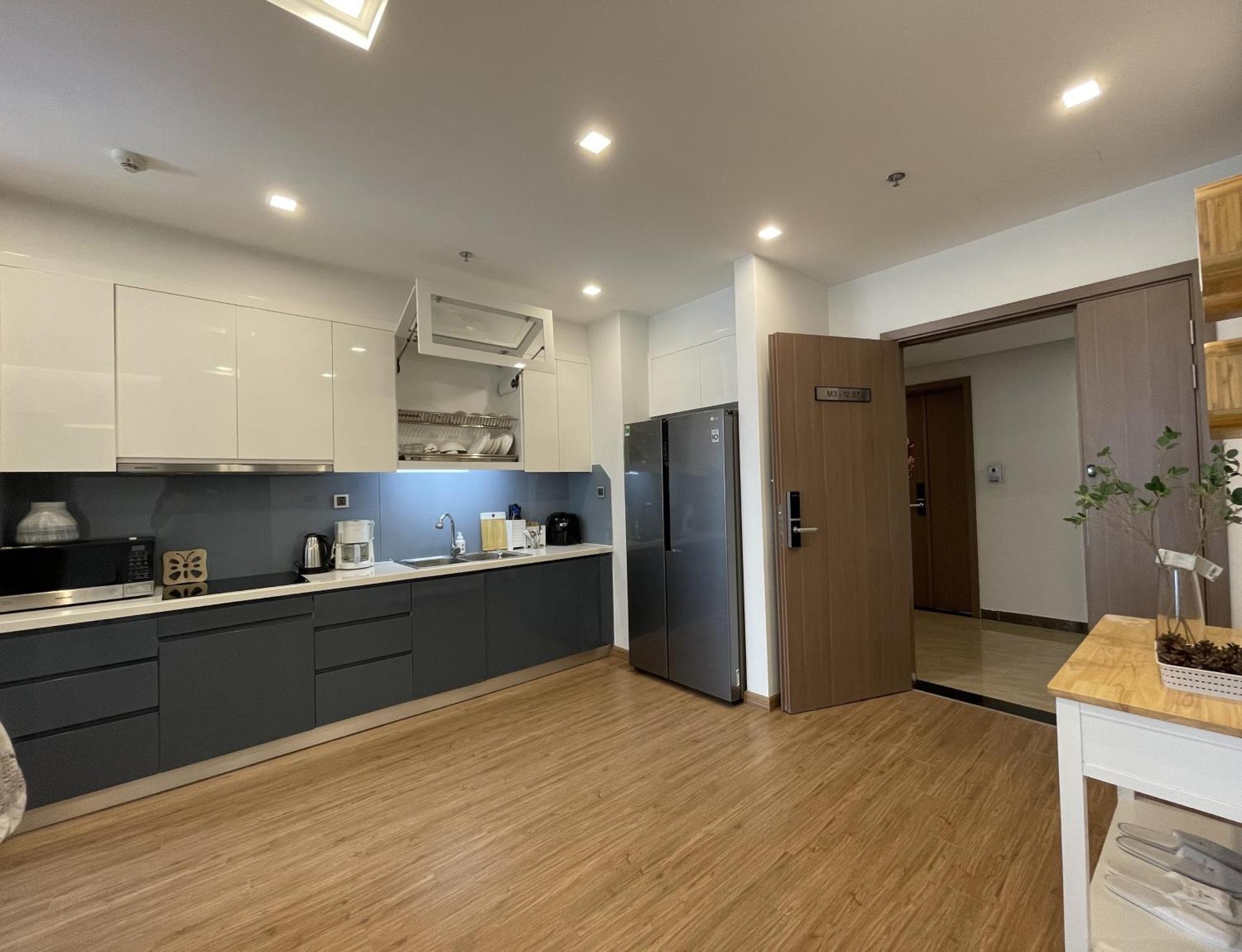 Lägenhet på 81 m² i Ba Dinh-distriktet, med 2 sovrum och 2 badrum  Hanoi Exteriör bild