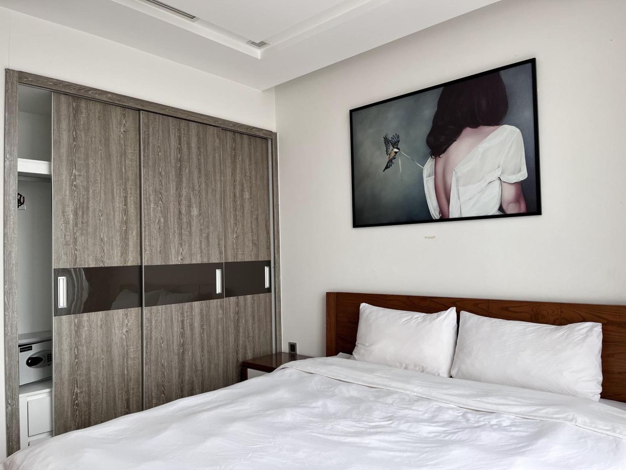 Lägenhet på 81 m² i Ba Dinh-distriktet, med 2 sovrum och 2 badrum  Hanoi Exteriör bild