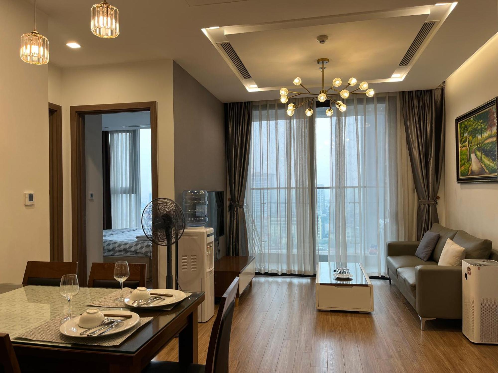 Lägenhet på 81 m² i Ba Dinh-distriktet, med 2 sovrum och 2 badrum  Hanoi Exteriör bild