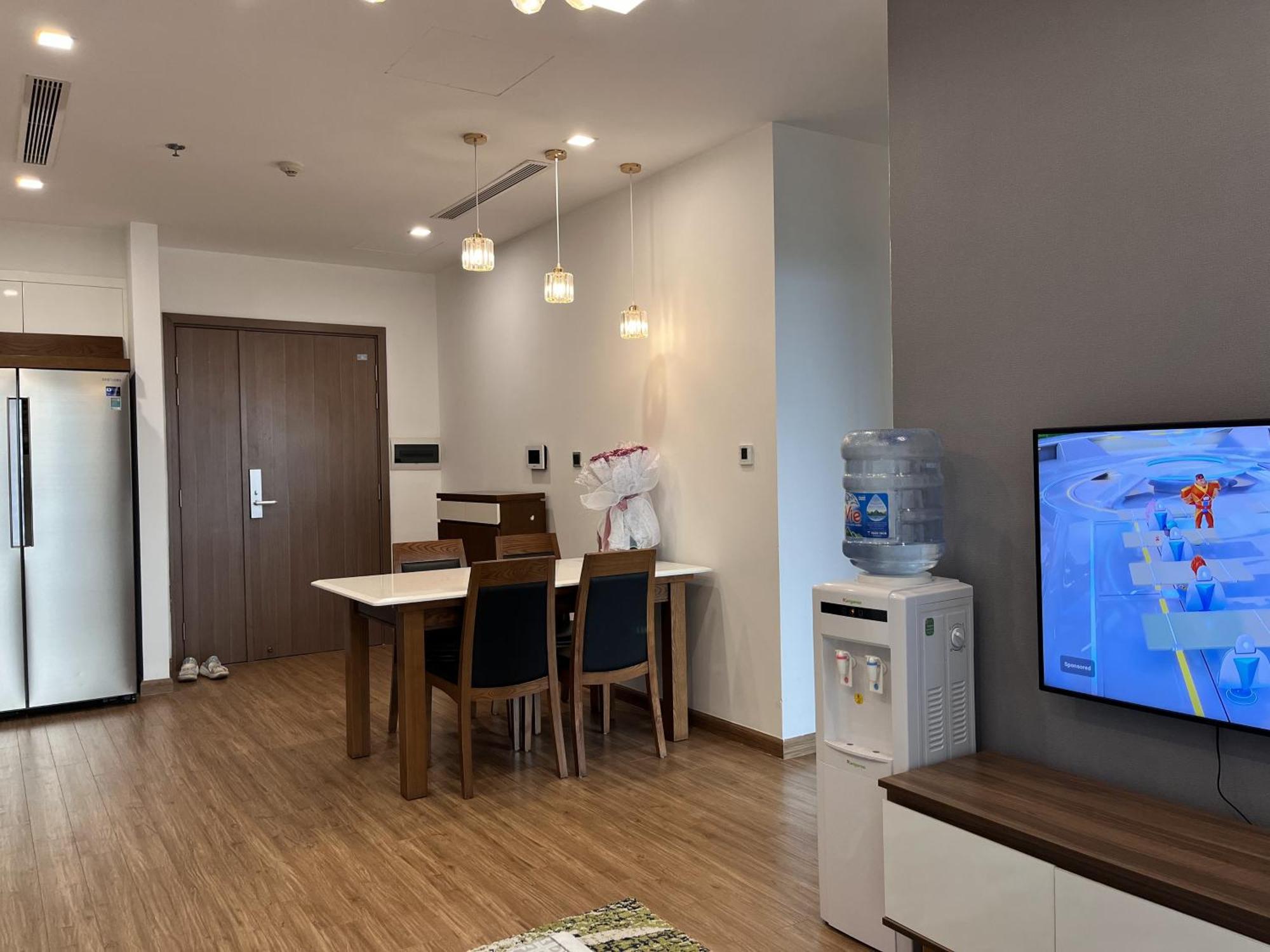 Lägenhet på 81 m² i Ba Dinh-distriktet, med 2 sovrum och 2 badrum  Hanoi Exteriör bild