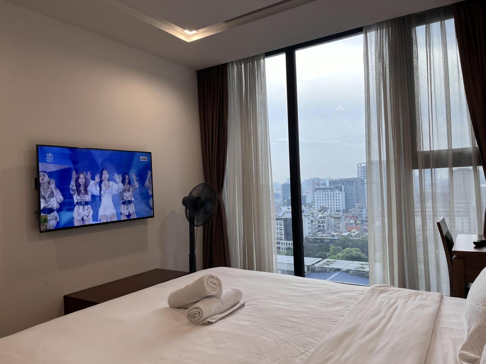 Lägenhet på 81 m² i Ba Dinh-distriktet, med 2 sovrum och 2 badrum  Hanoi Exteriör bild