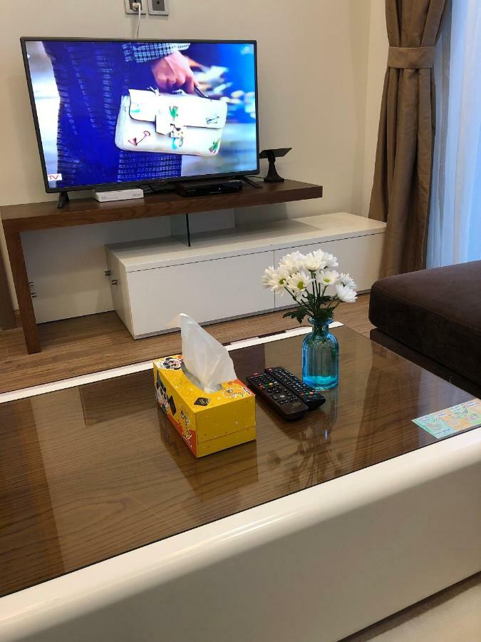 Lägenhet på 81 m² i Ba Dinh-distriktet, med 2 sovrum och 2 badrum  Hanoi Exteriör bild